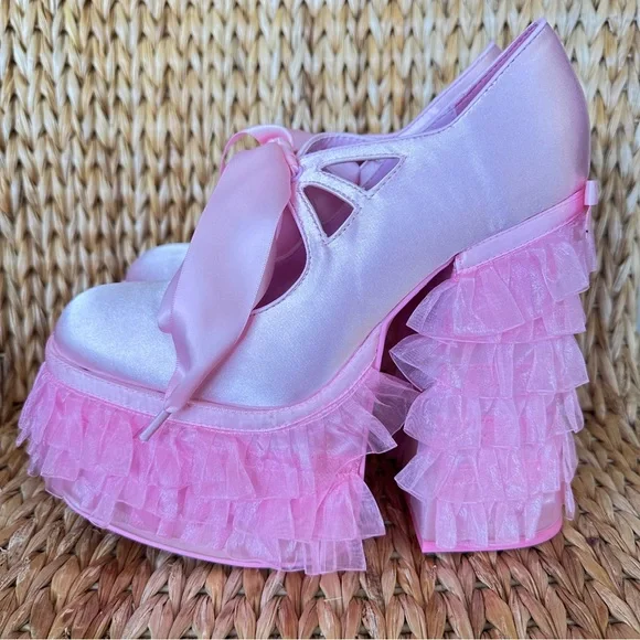 New in box Dolls Kill x SugarThrillz Pink Satin Ruffle Platform Heels - Picture 4 of 10